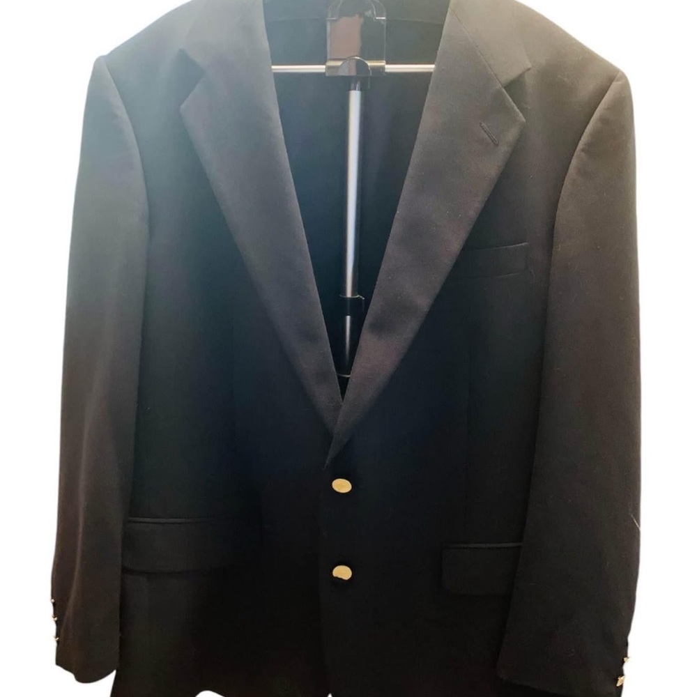 VTG Burberrys/Burberry Navy Blue Sport Coat with Notched Lapels